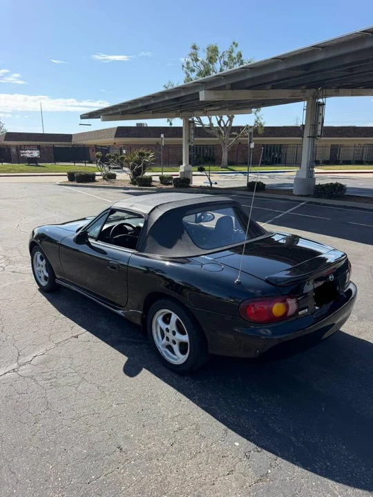 1999 Mazda NB MX-5 Miata - Image 7 of 18