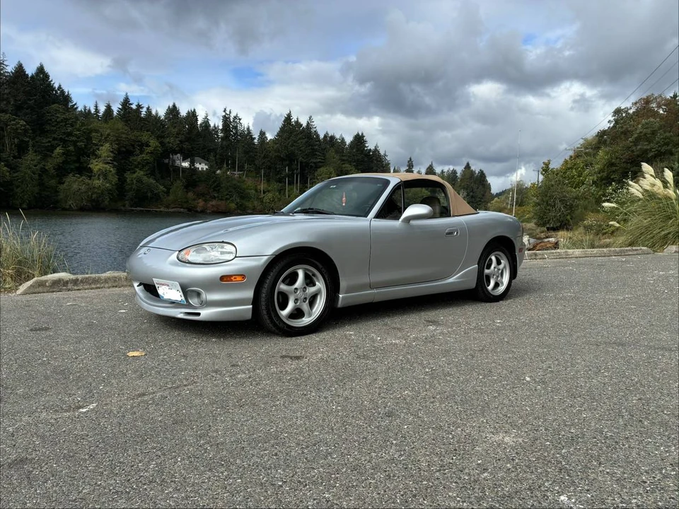 1999 Mazda NB MX-5 Miata - Image 3 of 13