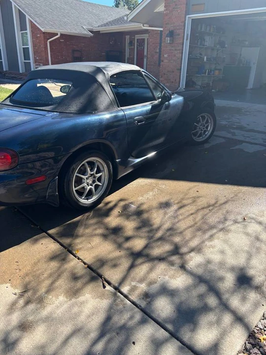 1999 Mazda NB MX-5 Miata - Image 6 of 12