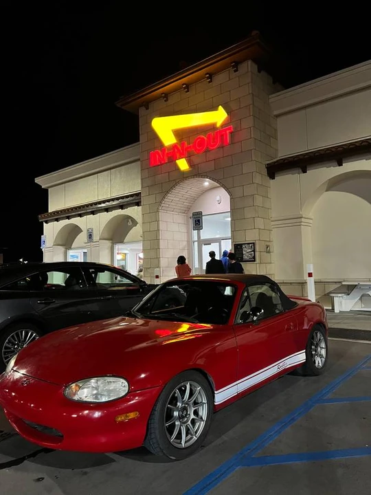 1999 Mazda NB MX-5 Miata - Image 15 of 17