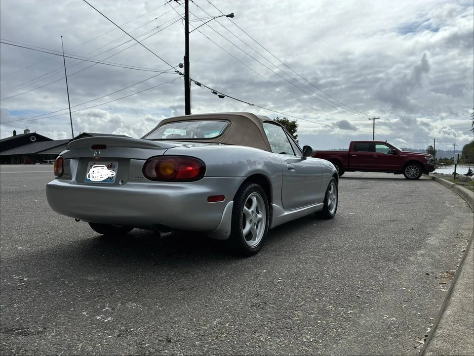 1999 Mazda NB MX-5 Miata - Image 6 of 13
