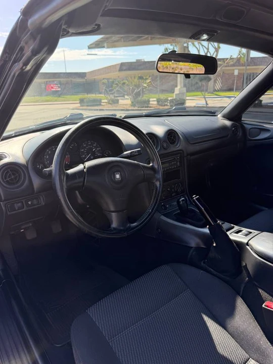 1999 Mazda NB MX-5 Miata - Image 11 of 18