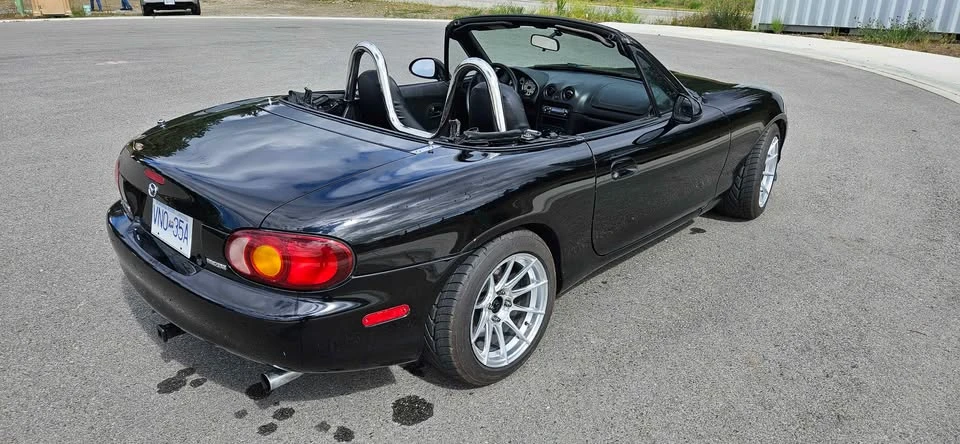 1999 Mazda NB MX-5 Miata - Image 2 of 9
