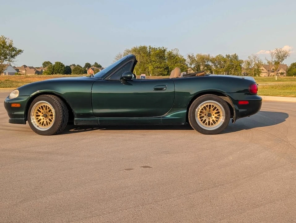 1999 Mazda NB MX-5 Miata - Image 2 of 18