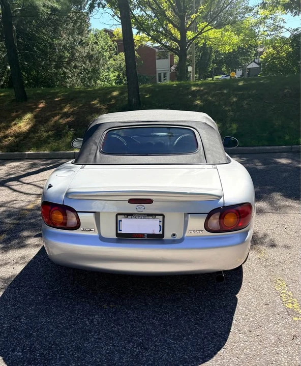 1999 Mazda NB MX-5 Miata - Image 9 of 10