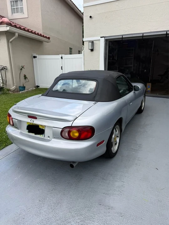 1999 Mazda NB MX-5 Miata - Image 4 of 5