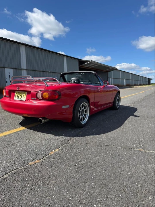 1999 Mazda NB MX-5 Miata - Image 4 of 9