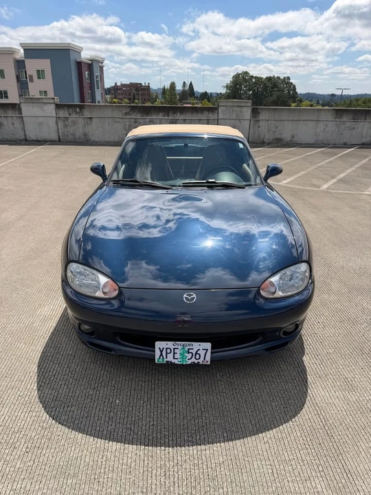 1999 Mazda NB MX-5 Miata - Image 2 of 20