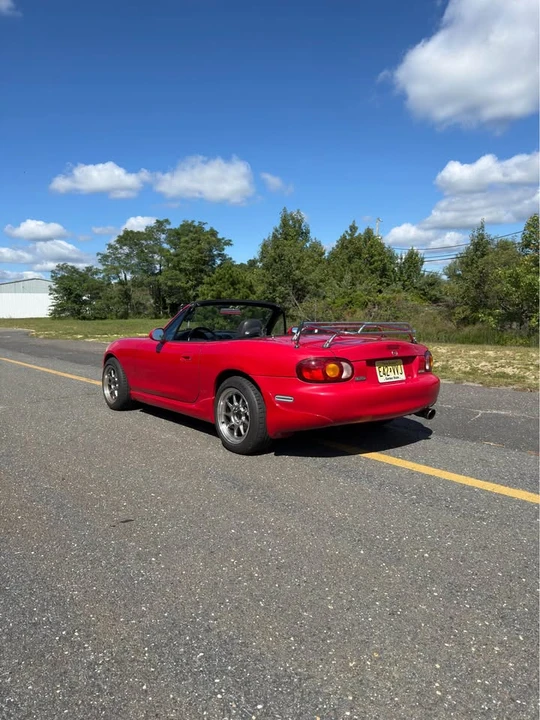 1999 Mazda NB MX-5 Miata - Image 2 of 9
