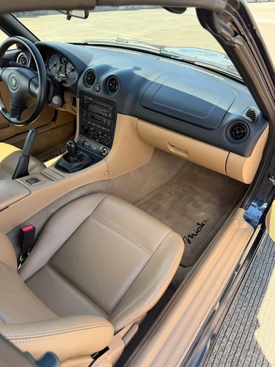 1999 Mazda NB MX-5 Miata - Image 19 of 20