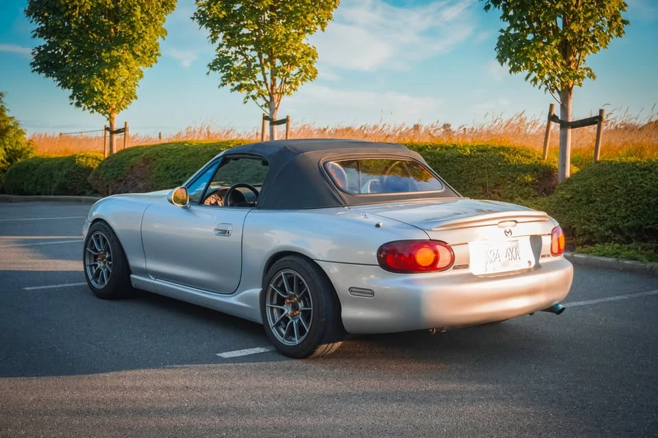 1999 Mazda NB MX-5 Miata - Image 17 of 17