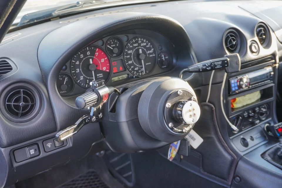 1999 Mazda NB MX-5 Miata - Image 9 of 17