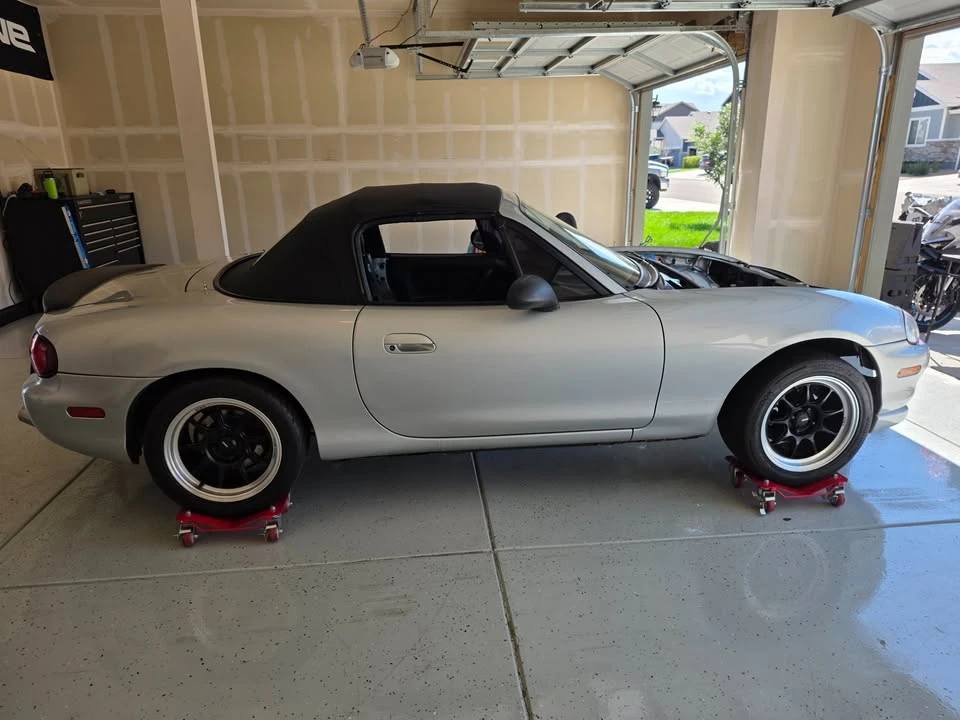 1999 Mazda NB MX-5 Miata - Image 4 of 15