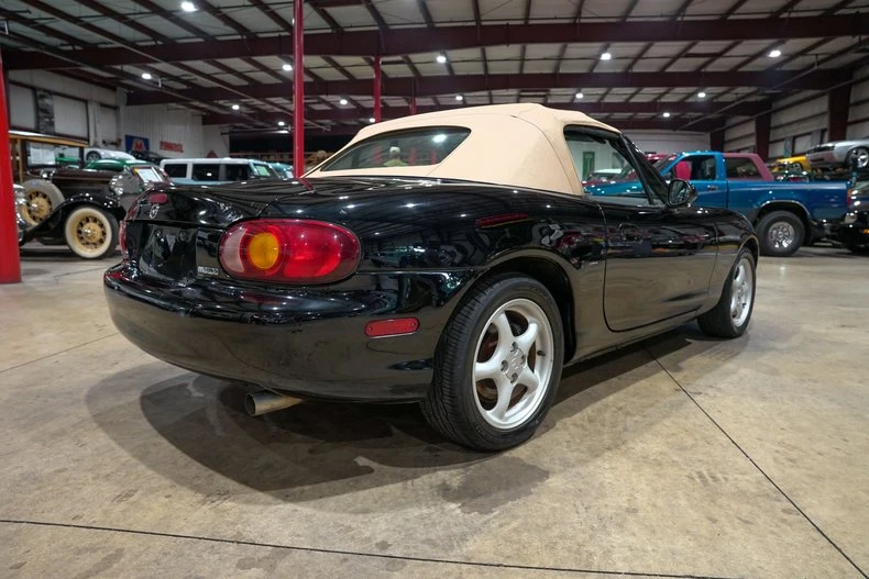 1999 Mazda NB MX-5 Miata - Image 24 of 31