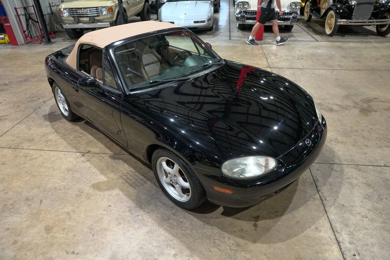 1999 Mazda NB MX-5 Miata - Image 28 of 31