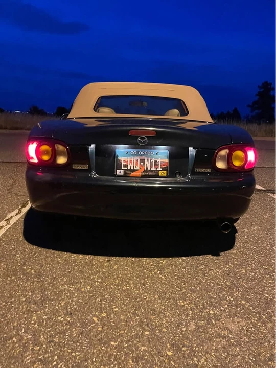 1999 Mazda NB MX-5 Miata - Image 4 of 10