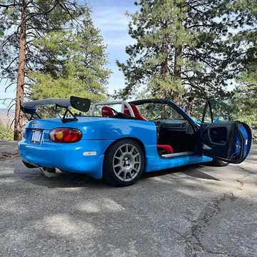 1999 Mazda MX-5 Miata 10th Anniversary Edition