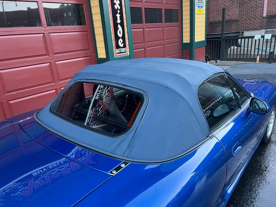1999 Mazda NB MX-5 Miata - Image 10 of 12