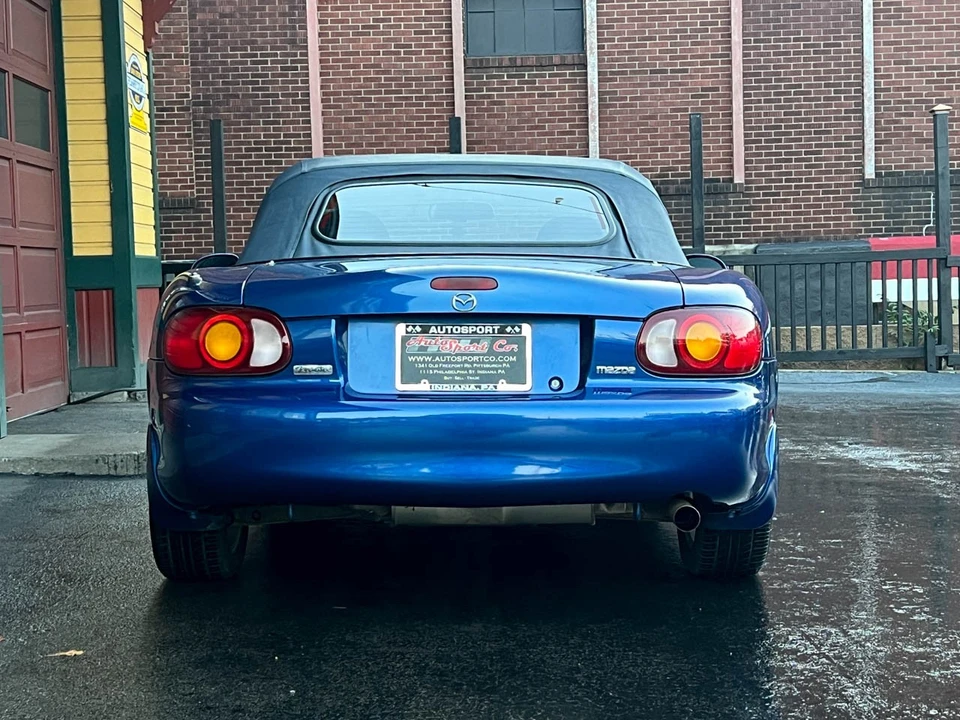 1999 Mazda NB MX-5 Miata - Image 7 of 12
