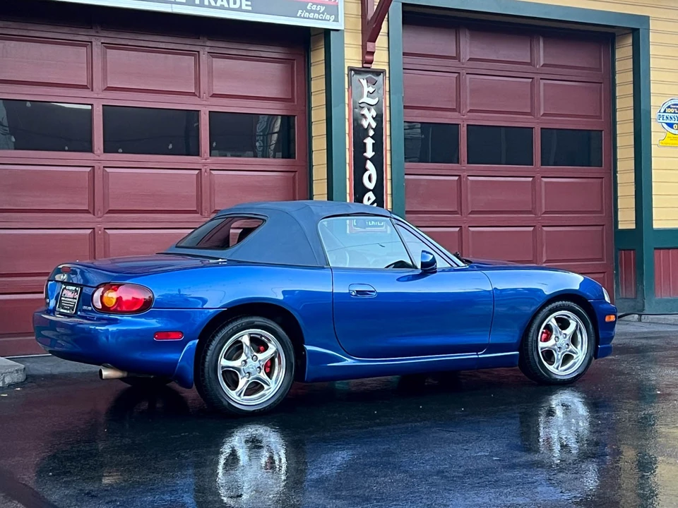 1999 Mazda NB MX-5 Miata - Image 6 of 12