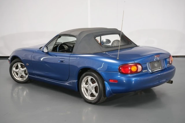 1999 Mazda NB MX-5 Miata - Image 25 of 31