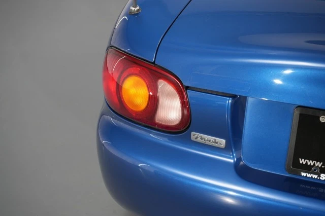 1999 Mazda NB MX-5 Miata - Image 19 of 31