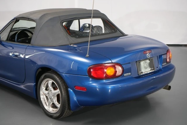 1999 Mazda NB MX-5 Miata - Image 24 of 31