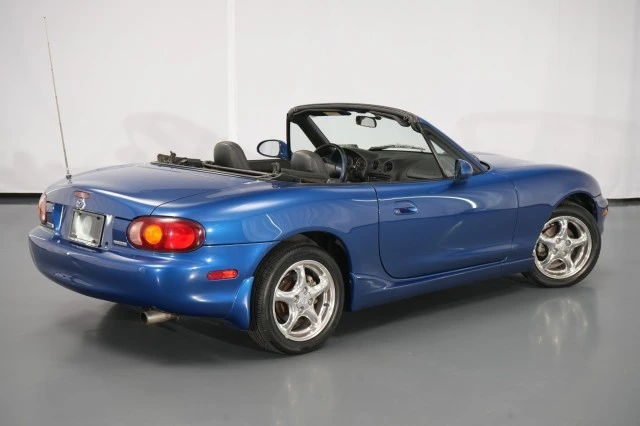 1999 Mazda NB MX-5 Miata - Image 15 of 31