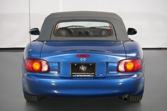 1999 Mazda NB MX-5 Miata - Image 16 of 31