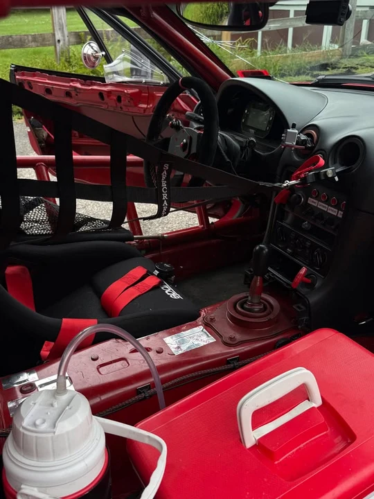 1999 Mazda NB MX-5 Miata - Image 11 of 20