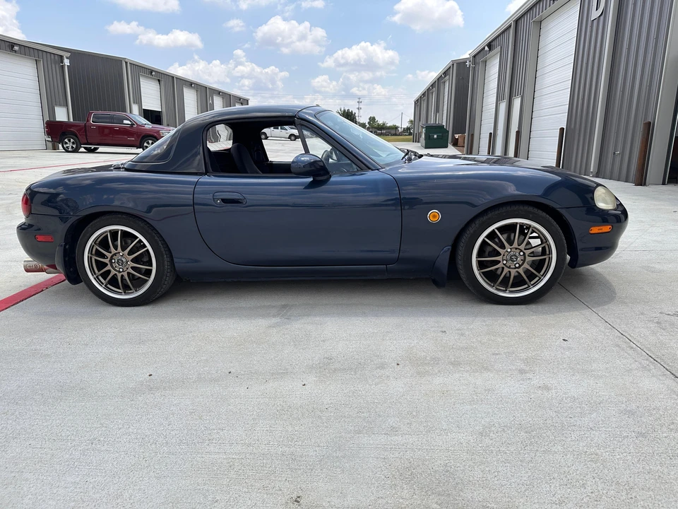 1999 Mazda NB MX-5 Miata - Image 27 of 31