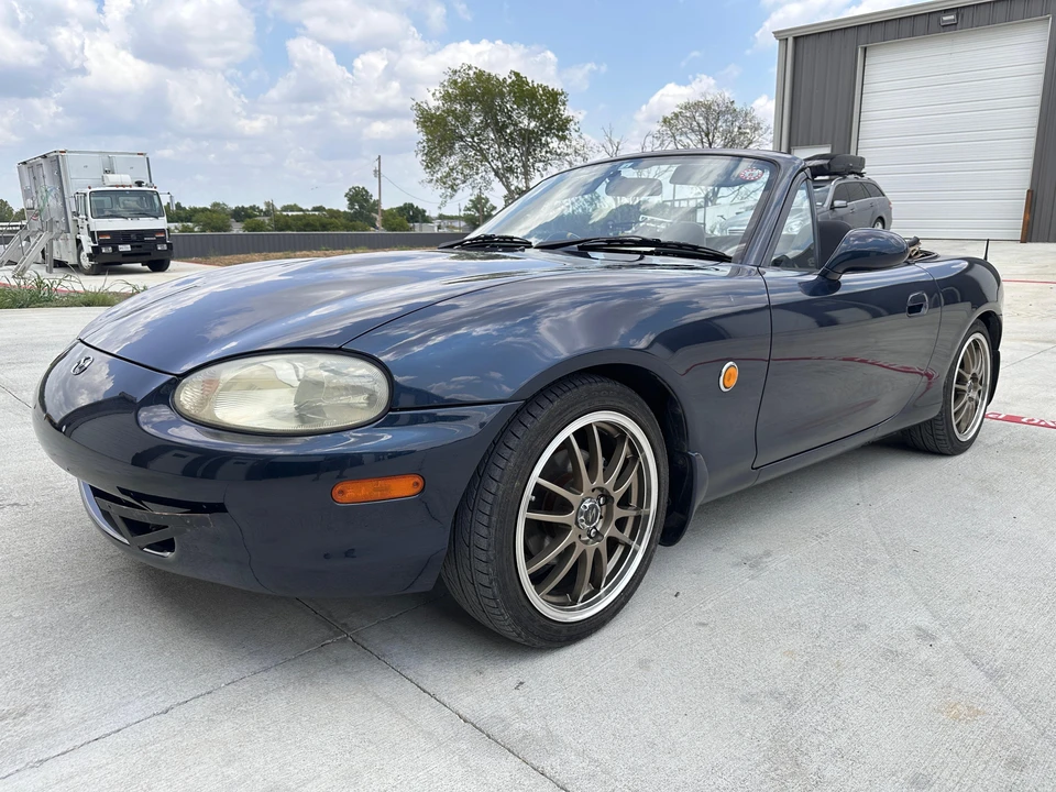1999 Mazda NB MX-5 Miata - Image 8 of 31