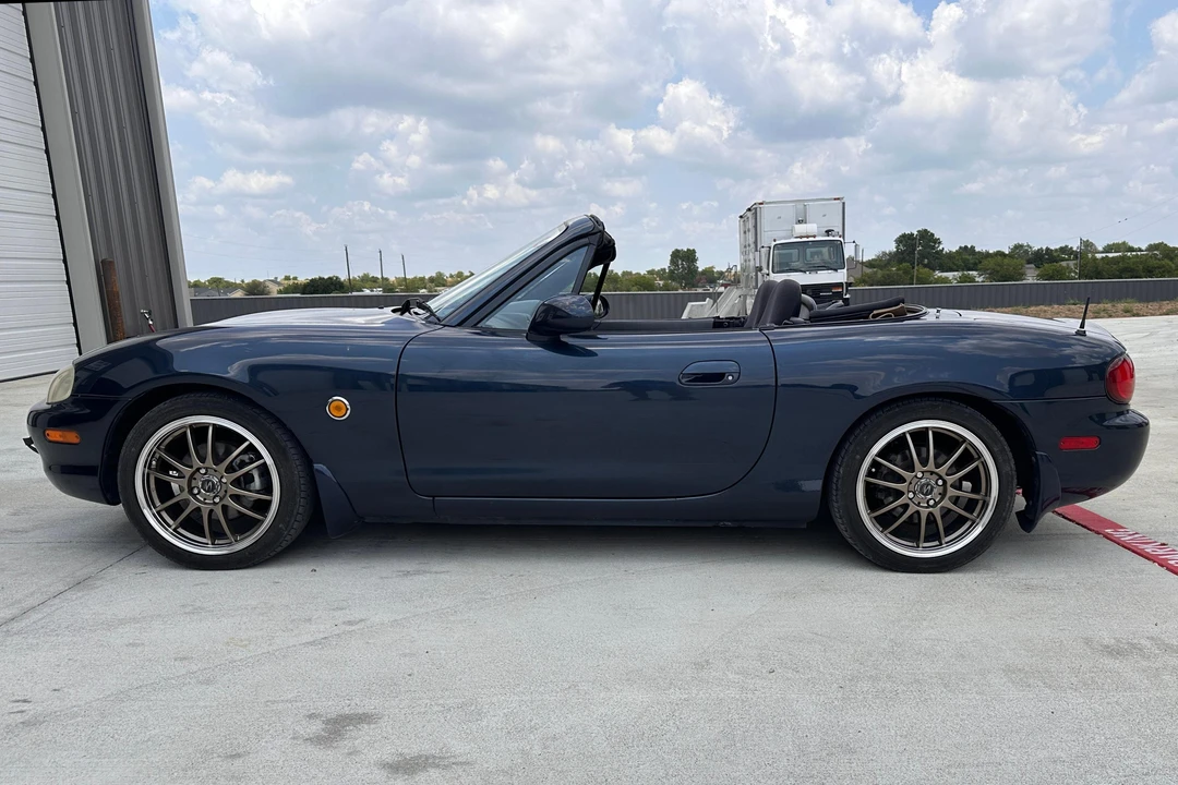 1999 Mazda NB MX-5 Miata - Image 3 of 31