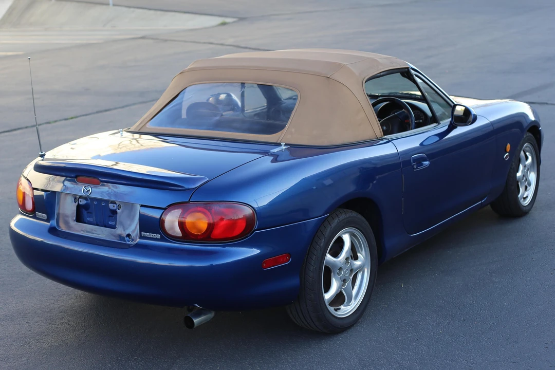 1999 Mazda NB MX-5 Miata - Image 4 of 21