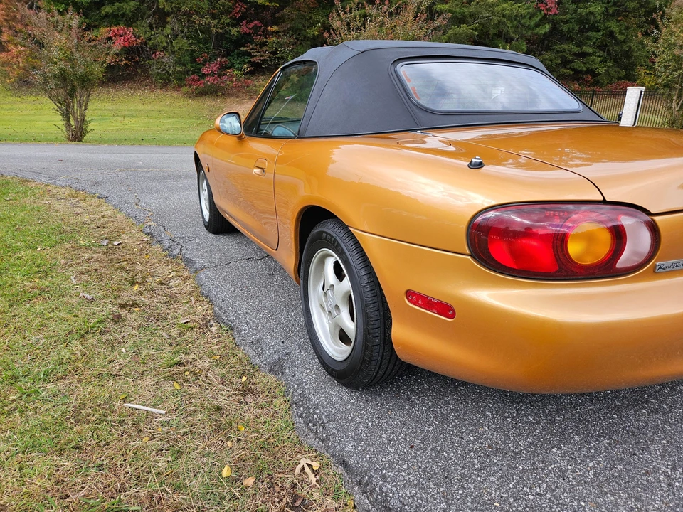 1999 Mazda NB MX-5 Miata - Image 31 of 31