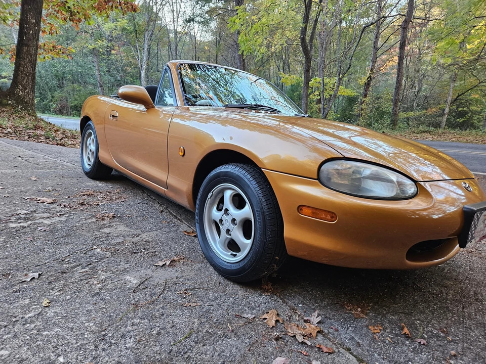 1999 Mazda NB MX-5 Miata - Image 12 of 31