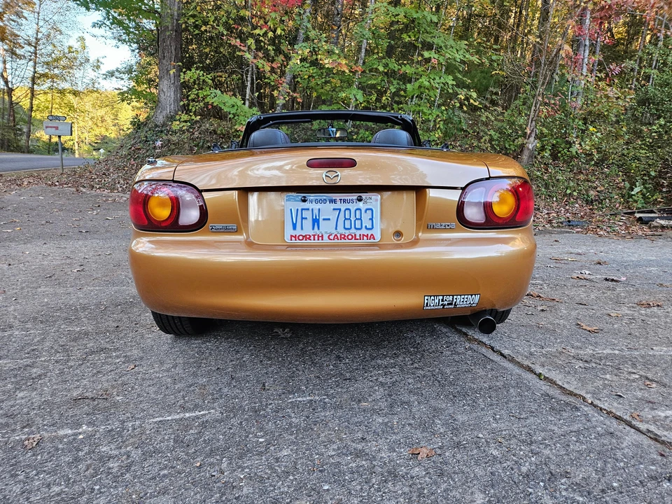 1999 Mazda NB MX-5 Miata - Image 9 of 31
