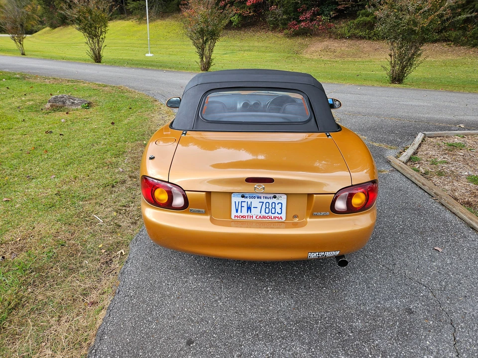 1999 Mazda NB MX-5 Miata - Image 15 of 31