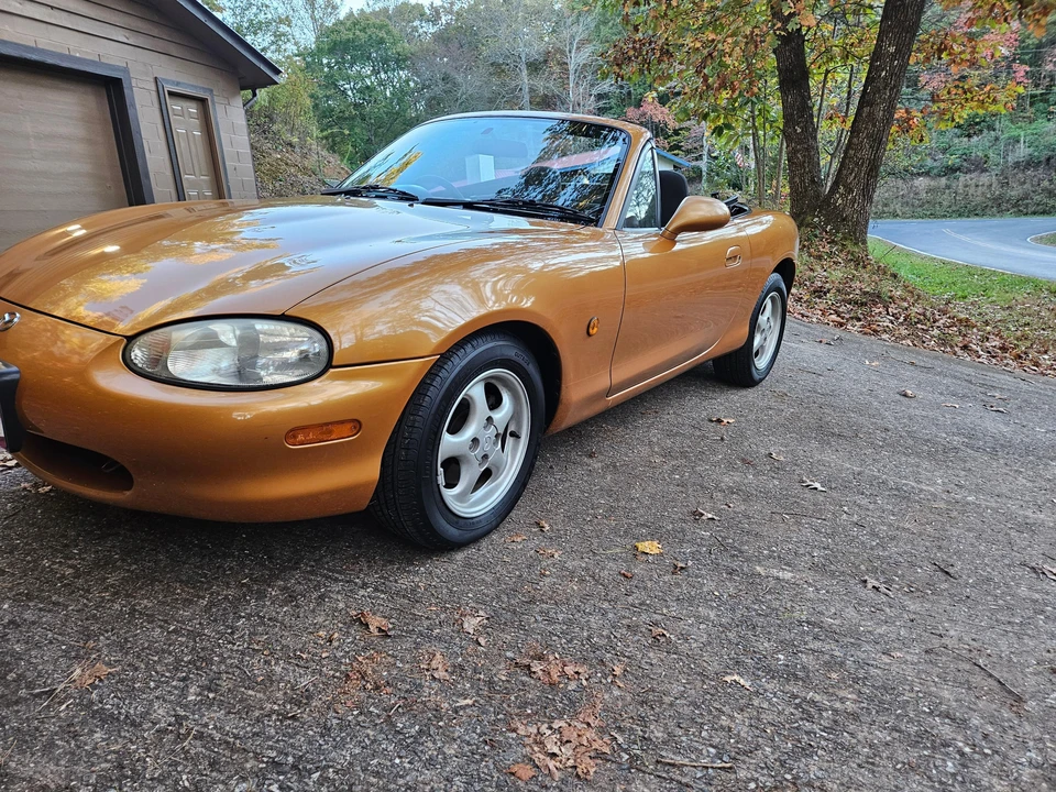 1999 Mazda NB MX-5 Miata - Image 7 of 31