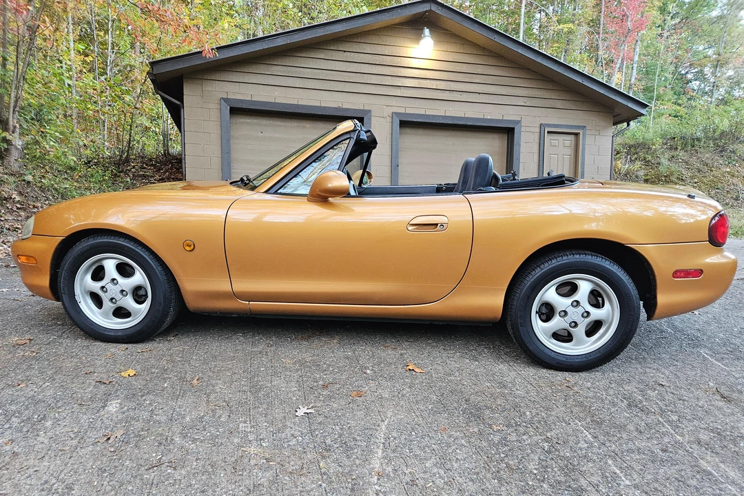 1999 Mazda NB MX-5 Miata - Image 3 of 31