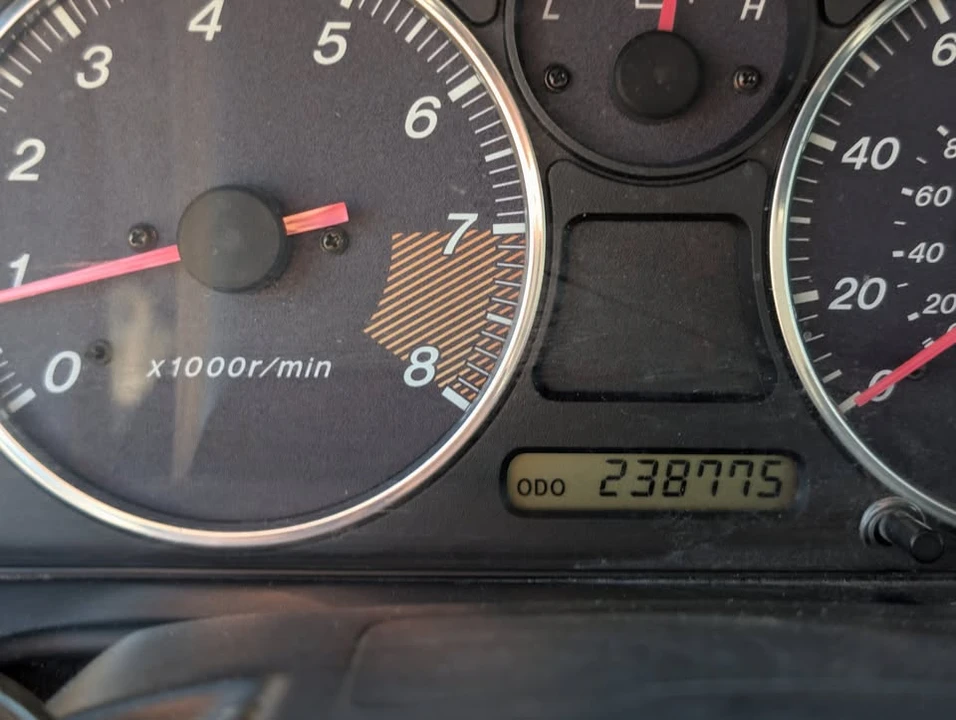 1999 Mazda NB MX-5 Miata - Image 9 of 13