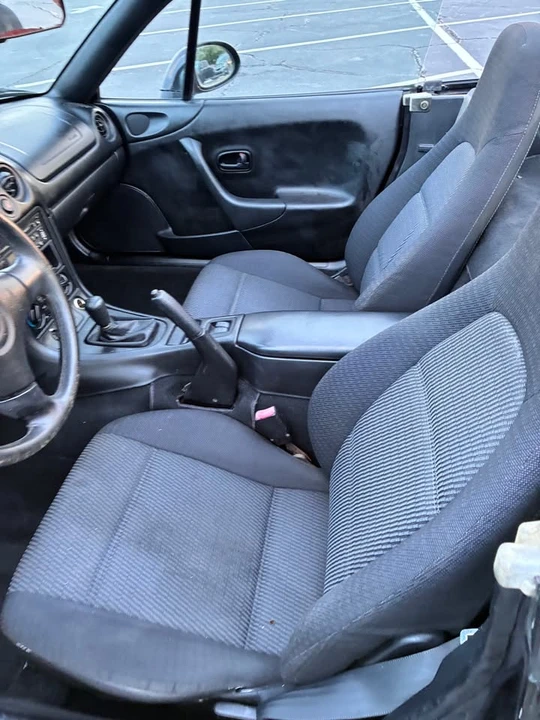 1999 Mazda NB MX-5 Miata - Image 8 of 11