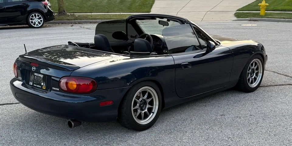 1999 Mazda NB MX-5 Miata - Image 5 of 14