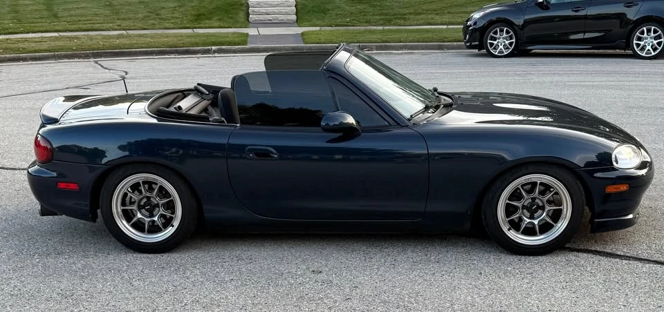 1999 Mazda NB MX-5 Miata - Image 4 of 14
