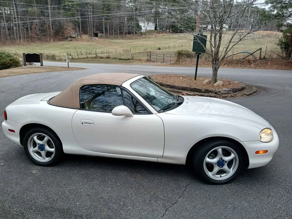 1999 Mazda NB MX-5 Miata - Image 3 of 8