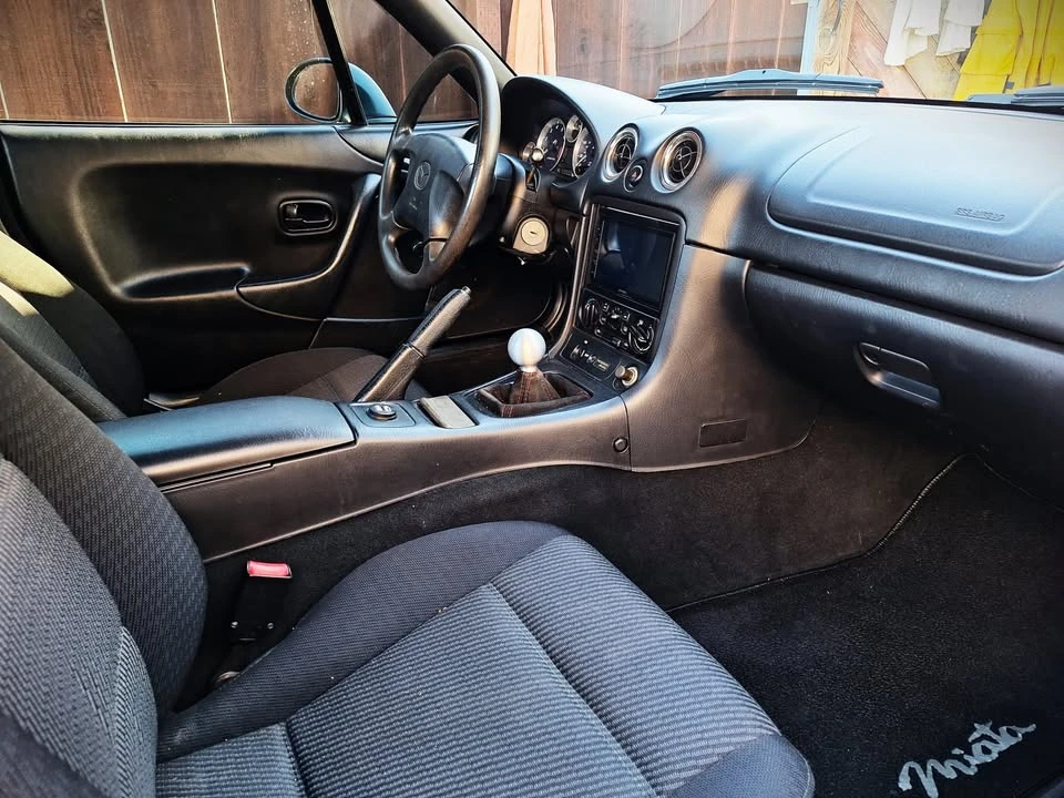 1999 Mazda NB MX-5 Miata - Image 2 of 19