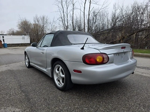 1999 Mazda NB MX-5 Miata - Image 2 of 20
