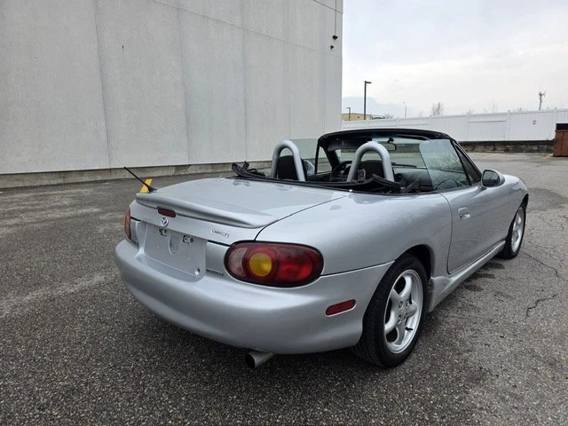 1999 Mazda NB MX-5 Miata - Image 13 of 20