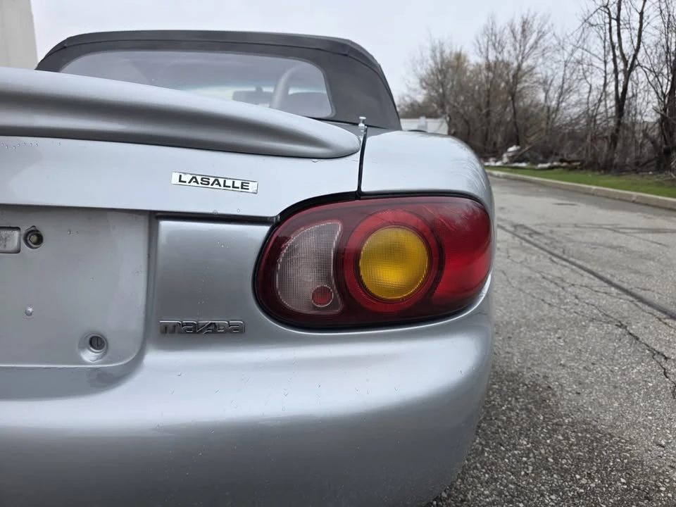 1999 Mazda NB MX-5 Miata - Image 11 of 20