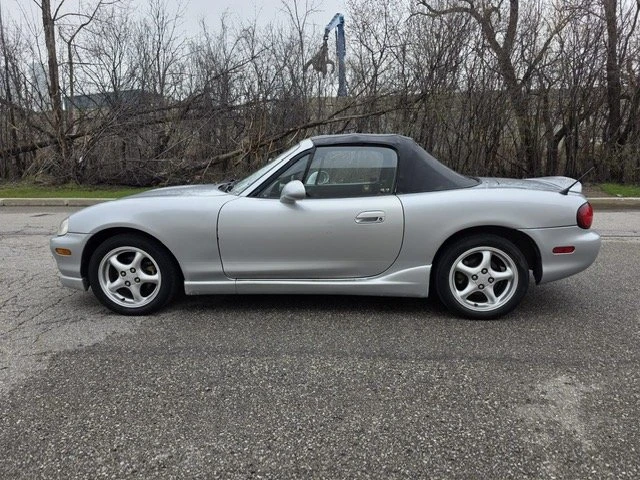 1999 Mazda NB MX-5 Miata - Image 12 of 20